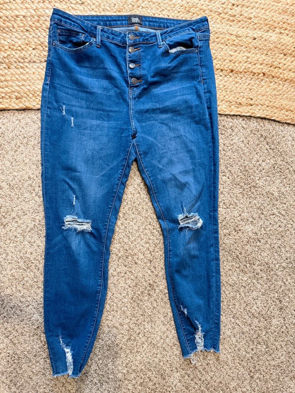 Simple society, distressed, high waist jeans 15 3244